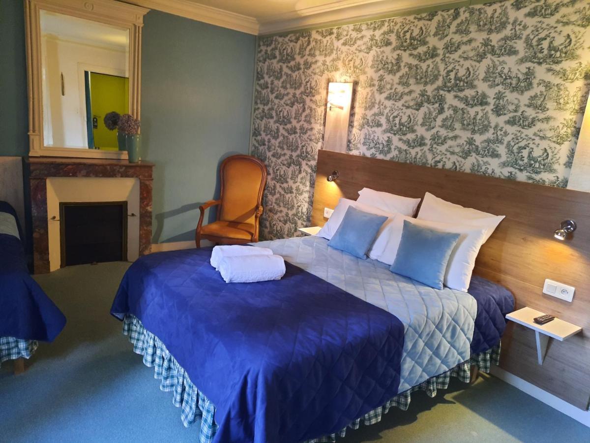 Hotel De La Barbacane Tiffauges Dış mekan fotoğraf